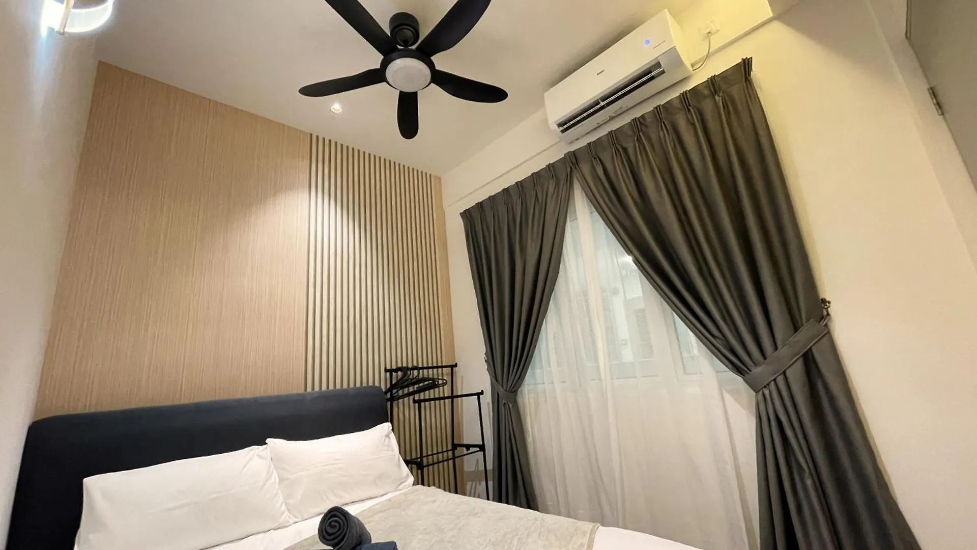 Apartment 121 Residences By The Homez Near One Utama, Starling Mall, Atria Petaling Jaya