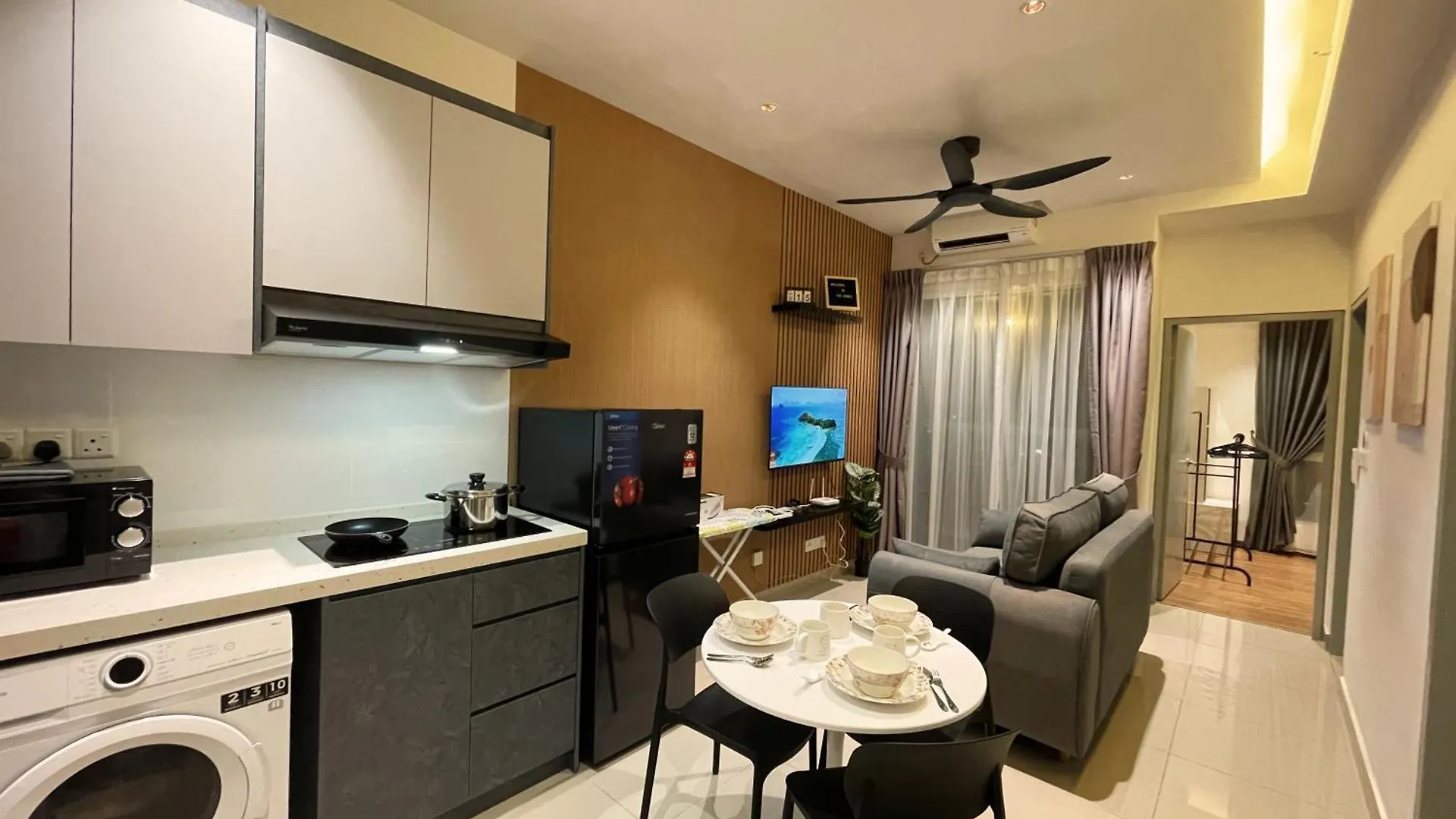 121 Residences By The Homez Near One Utama, Starling Mall, Atria Petaling Jaya