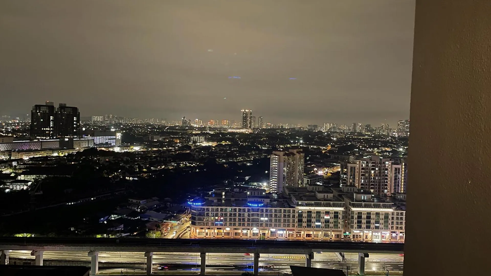 Apartment 121 Residences By The Homez Near One Utama, Starling Mall, Atria Petaling Jaya