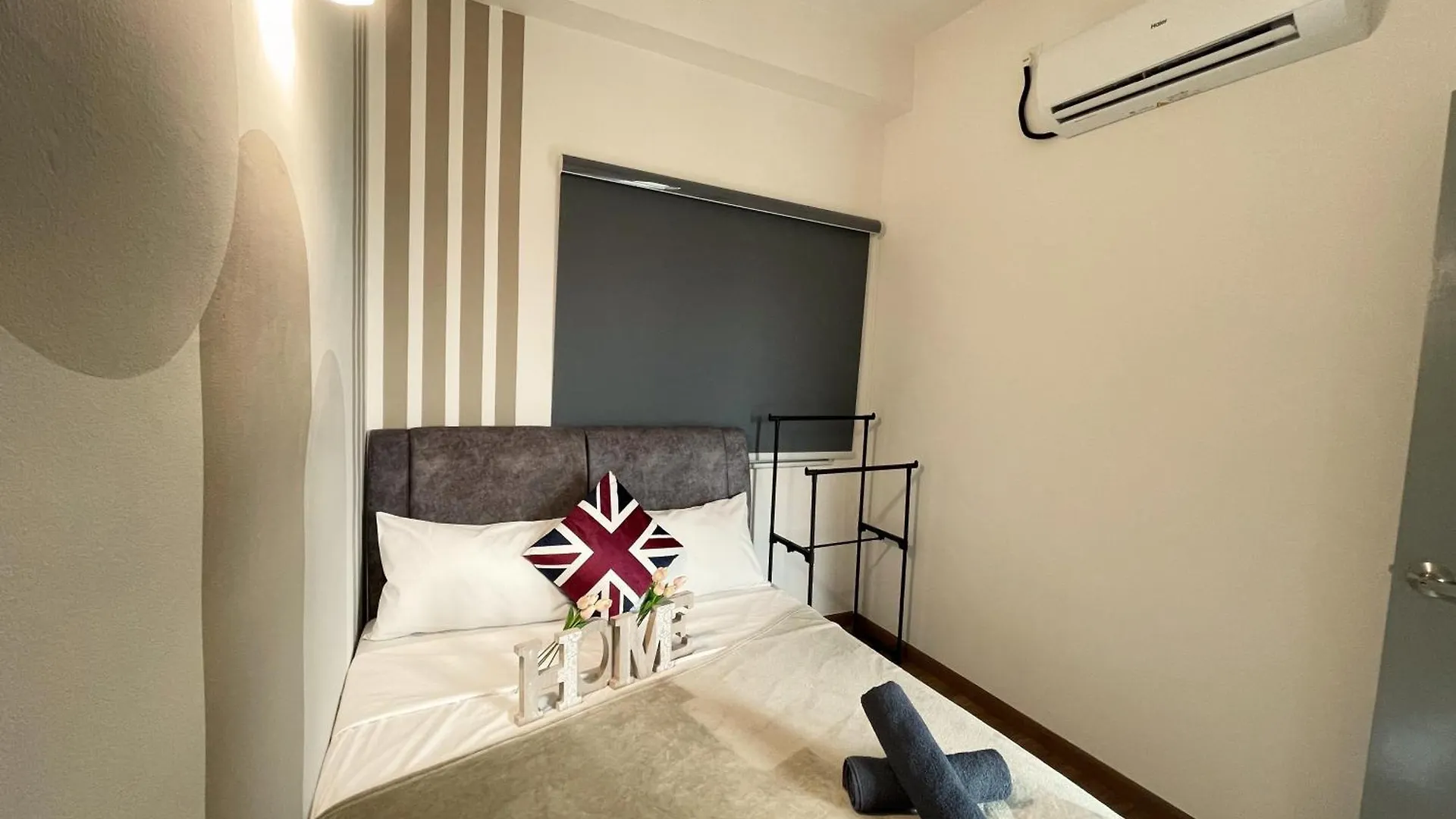 121 Residences By The Homez Near One Utama, Starling Mall, Atria Petaling Jaya 0*,  Malaysia