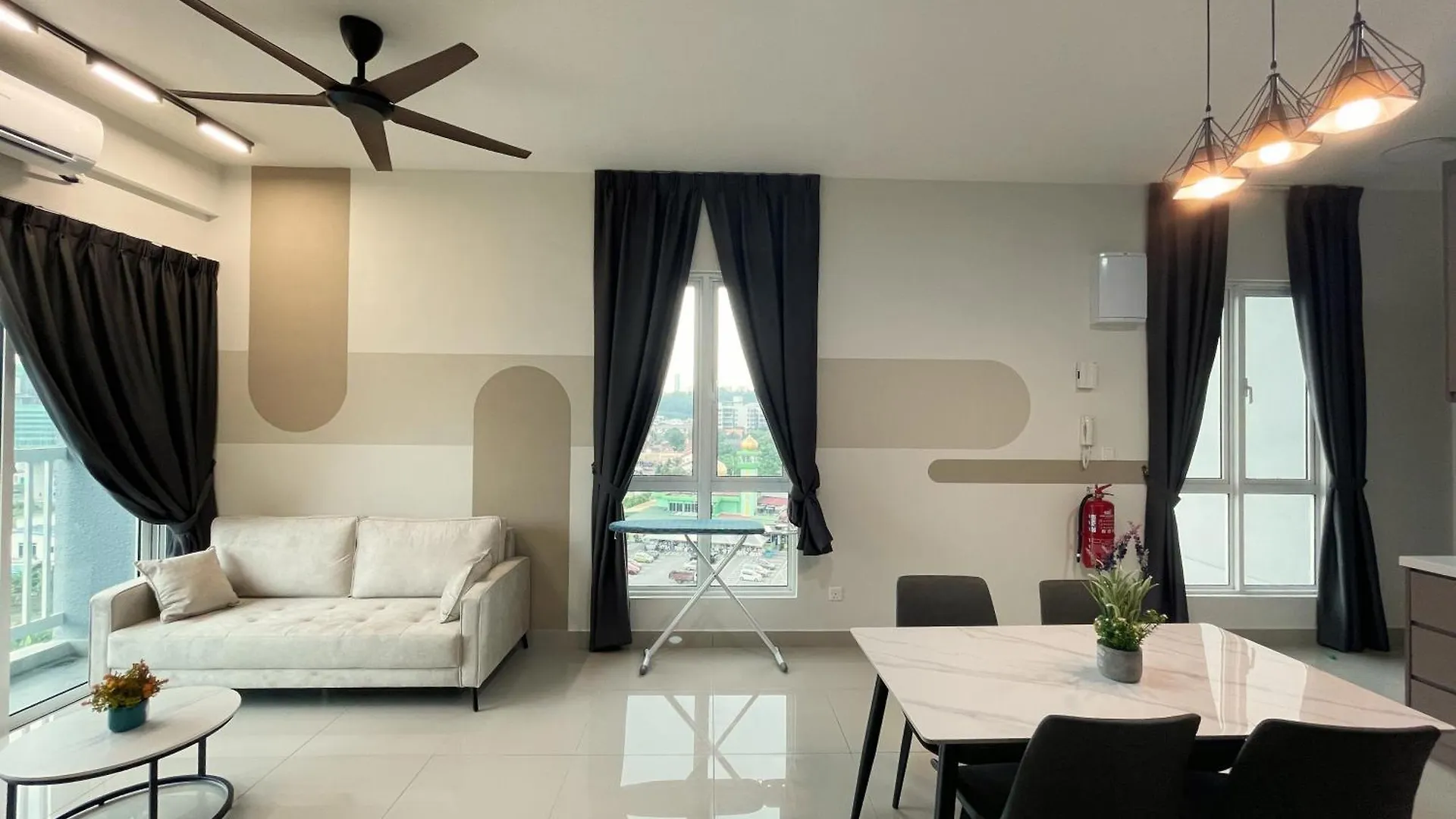 121 Residences By The Homez Near One Utama, Starling Mall, Atria Petaling Jaya Apartment
