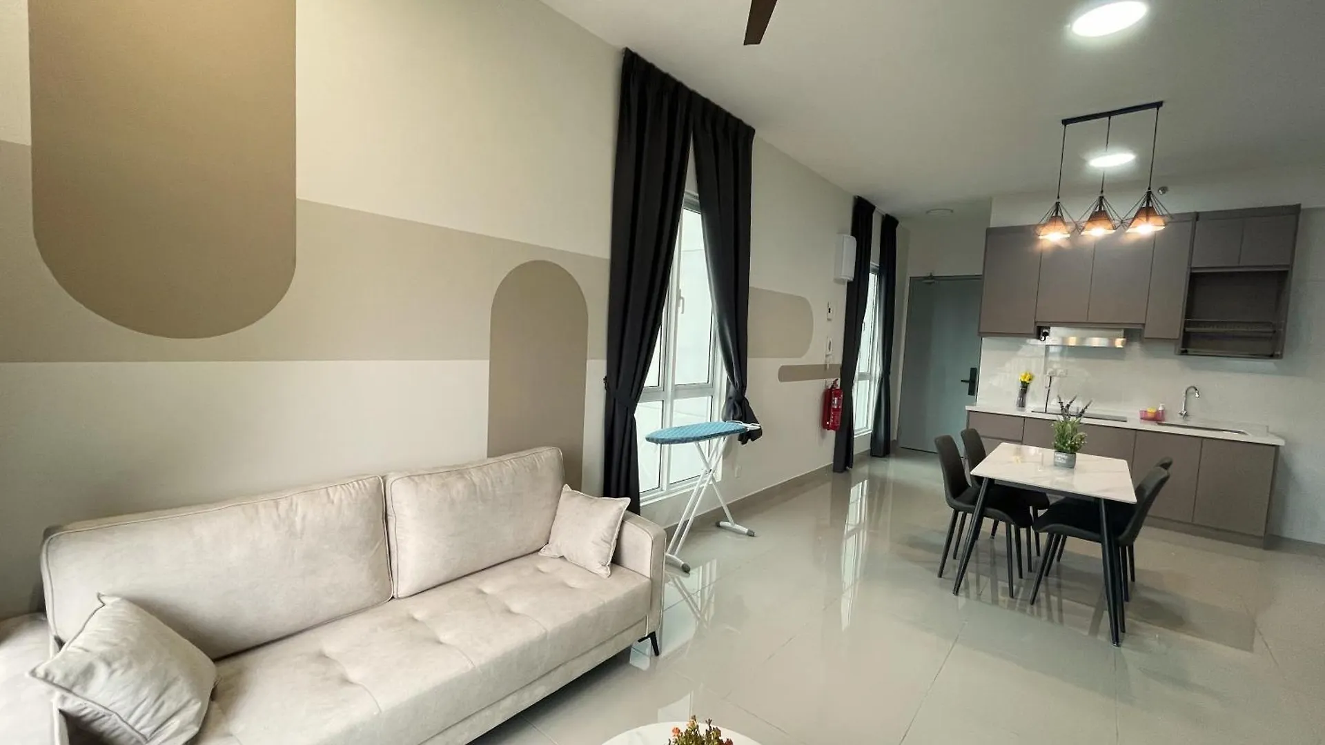 121 Residences By The Homez Near One Utama, Starling Mall, Atria Petaling Jaya Apartment